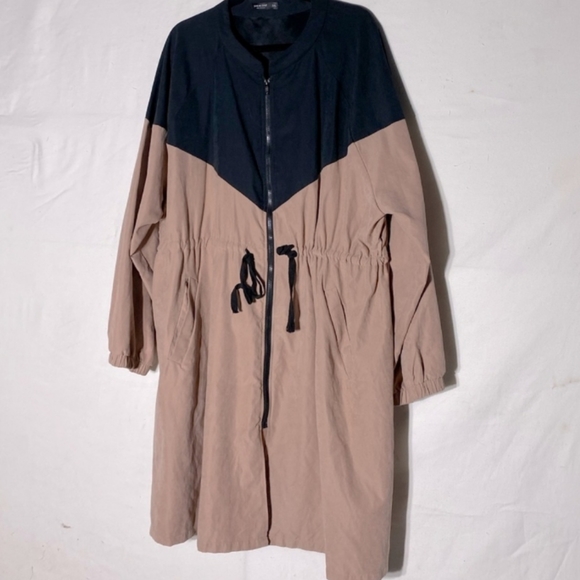 Two Tone Long Drawstring Waist - Picture 10 of 11